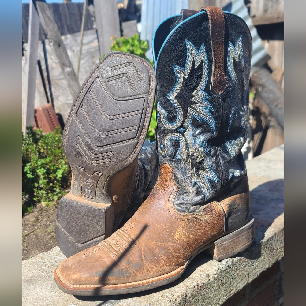 Ariat Men's Tombstone Western Boots Earth/Black #10011785